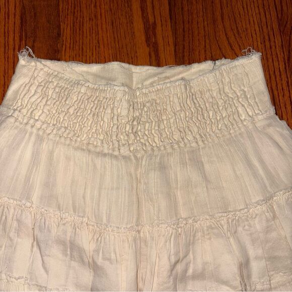 FREE PEOPLE Tiered Mini Skirt Ivory Boho Raw Hem Size Large - Picture 4 of 5